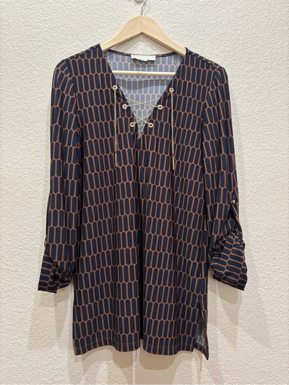 MICHAEL Michael Kors Geo Print Chain Lace-Up V-Neck Tunic Blouse Blue Gold